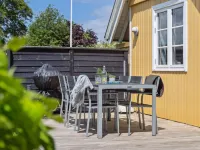 "Jelko" - 375m from the sea Hotels in Frørup