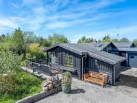 "Eljena" - 550m from the sea Hotel a 