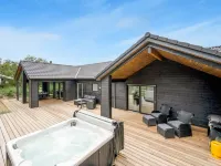 "Edmond" - 995m from the Sea - Bathtub
