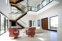 Salt Hausbrandnew! 6Br/6BA Contemporary Retreat, Heated Pool/Spa. Walk to Beach!