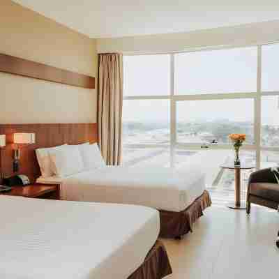 瓜亞基爾機場假日酒店 Rooms