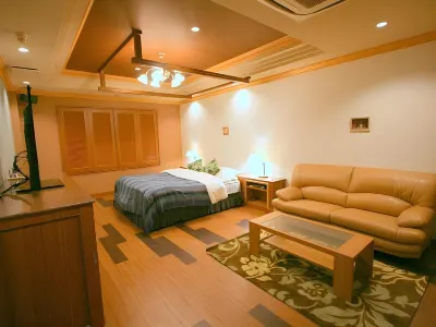 Hotel Sari Resort Takinoyashiro (Adults Only) Hotel in zona JR Nishiwakishi station