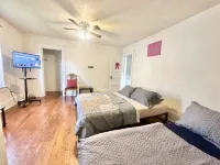 4 Bedroom Beautiful Home Steps Away from Geisinger Hotels in Montour County