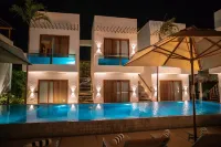 Mikiki Lifestyle Hotel - Pools