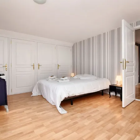 Durbuy Luxe Villa with Pool