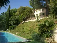 Scenic Villa in Cannes with Private Pool - Villas