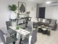 3 bedroom apartment with pool