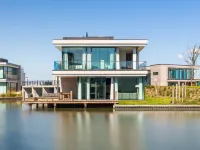 Waterfront Holiday Home in Arnemuiden - 2-Star