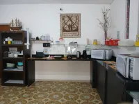 Pousada Parque Suites - Estacionamento e Piscina na Enseada - Park Yeri