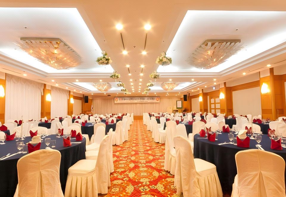 부산관광호텔의 깔끔한 실내 이미지