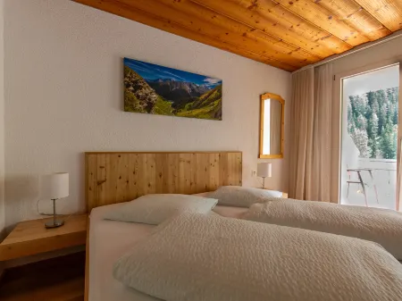 Atlantis Apartments Отели в г. Замнаун