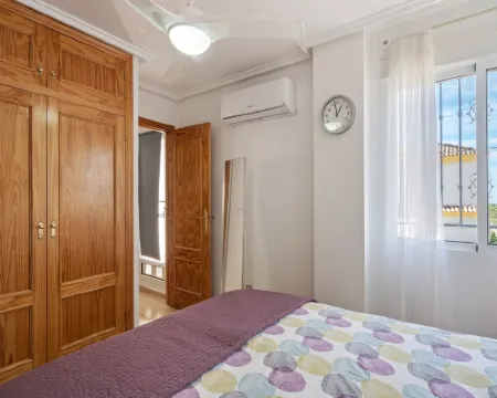 Modern Garden Home, Algorfa Hotels in Algorfa