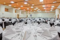 Holiday Inn Resort THE LODGE AT BIG BEAR LAKE by IHG - breakfast