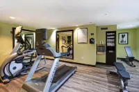Staybridge Suites GRAND RAPIDS - AIRPORT by IHG - ที่มีฟิตเนส