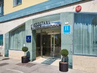 يوروستارز أستوريا Hotels near سوهو