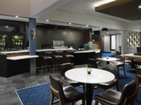 コートヤード・ウィリアムスバーグ・ブッシュガーデンス・エリア ロバーツのホテル