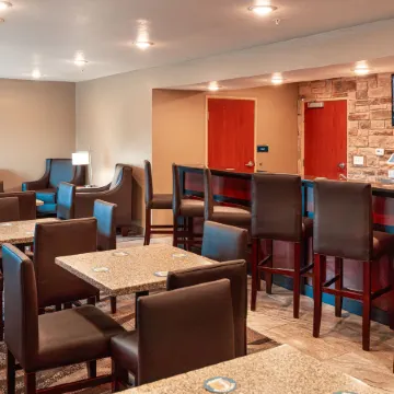 Cobblestone Inn & Suites - Big Lake