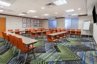 Holiday Inn Express & Suites CEDAR FALLS - WATERLOO by IHG