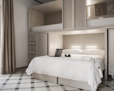 Room00 Salvador Hostel Hotels in Seville