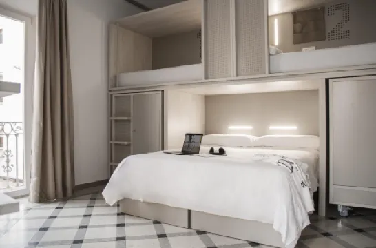 Room00 Salvador Hostel Отели рядом с достопримечательностью «Мост Баркета»