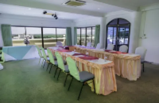 โรงแรมคริสตัล กระบี่