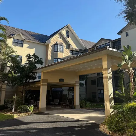 Landing Bradenton Near G.T. Bray Park