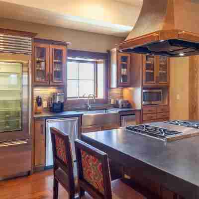 Hilton Grand Vacations Club Paradise Point Hollister Rooms