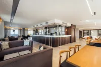 Alexandra Beach Resort & Spa - bar