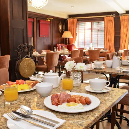Celtic Lodge Guesthouse - Restaurant & Bar