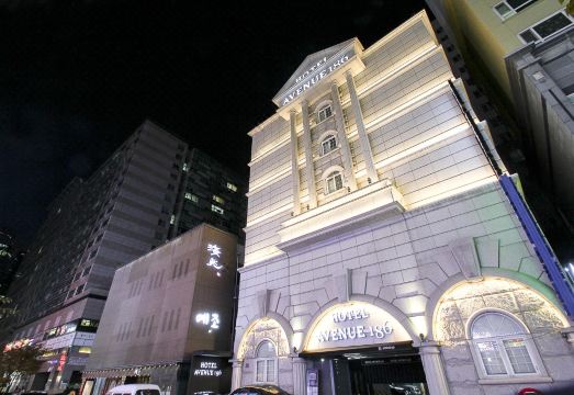 안양 평촌 호수공원 또는 주변 관광지 이미지