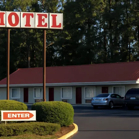 Courtland Inn By Townhouse Franklin VA US 58