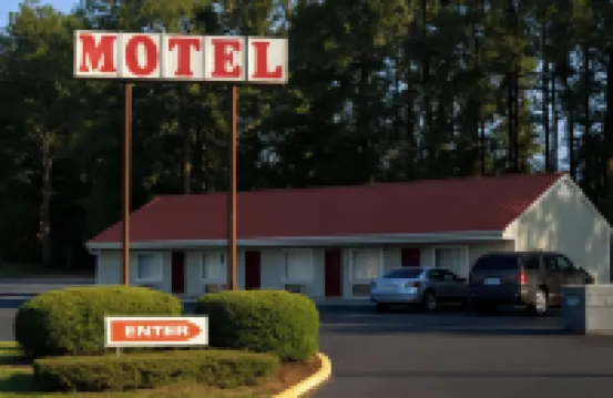 Courtland Inn Motel Hotels in Franklin