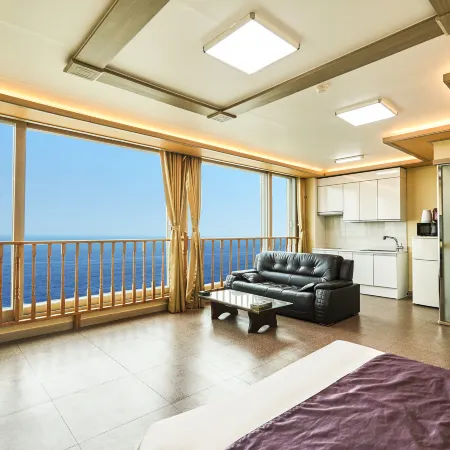Incheon (Seonjaedo) Leste Отели рядом с достопримечательностью «Загородный клуб Island»