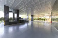 Hotel Four Star - parking