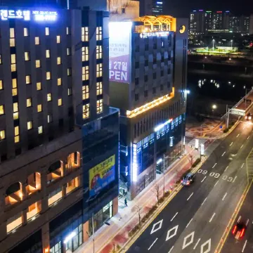 New Grand Hotel