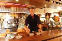 Good Life Hotel Garden - bar