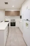 Stylish 2BR Retreat Near UC & Belconnen Mall Hotels in 