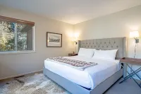 Bigwood Bliss - 3BD Riverfront Home - balcony