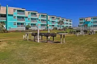 Walk to Beach Ocean-View Atlantic Beach Condo! - parking
