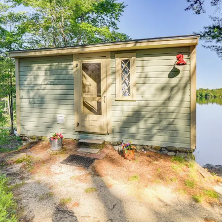 Lake Ivanhoe Family Escape w/ Fire Pit!