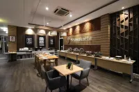 Kalya Hotel Yogyakarta - parkir