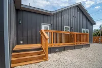 Bright and Clean 3 Bedroom Near Fun Riverwalk - Lejligheder