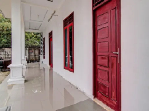 Hotel O Wisma Cendana Syariah Near Pasar Flamboyan Hotels in Kampar Regency