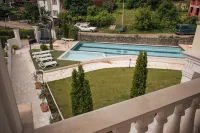 Aleksion Palace - 2-Star
