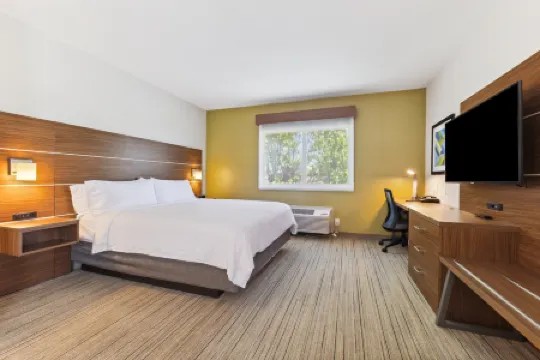 Holiday Inn Express & Suites MOUNTAIN VIEW SILICON VALLEY by IHG