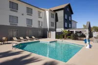 Garner Hotel PHOENIX NORTHWEST - SURPRISE by IHG