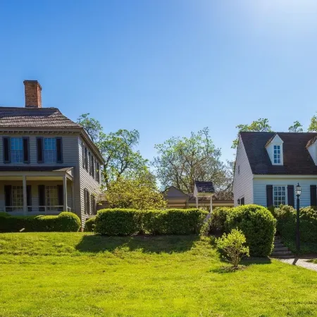 Colonial Houses, an Official Colonial Williamsburg Hotel