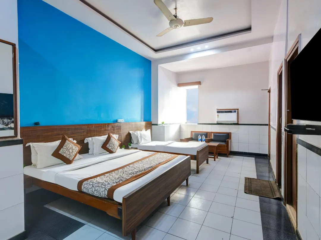 New Royal Hotel - Delhi