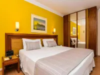 Regency Park Hotel Hotels near Leme Beach