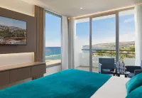 St George Beach Hotel & Spa Resort - 4 stelle